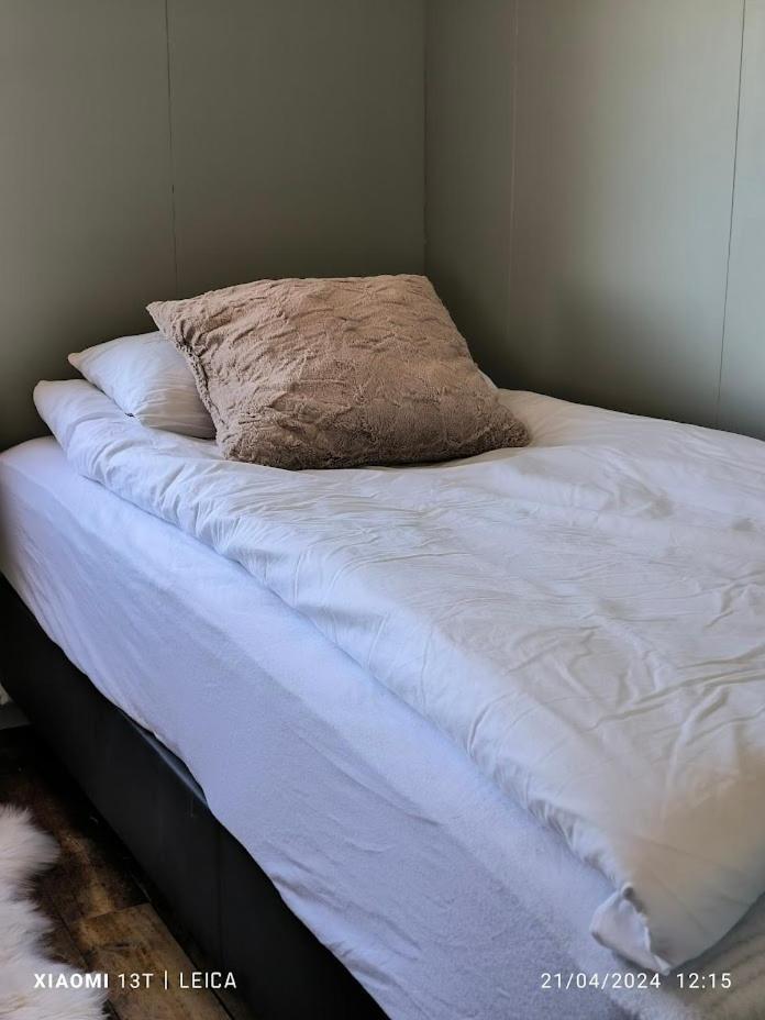 Happy-Cove Guesthouse - By The Sea Bakkafjorthur Екстериор снимка