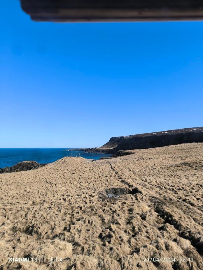 Happy-Cove Guesthouse - By The Sea Bakkafjorthur Екстериор снимка