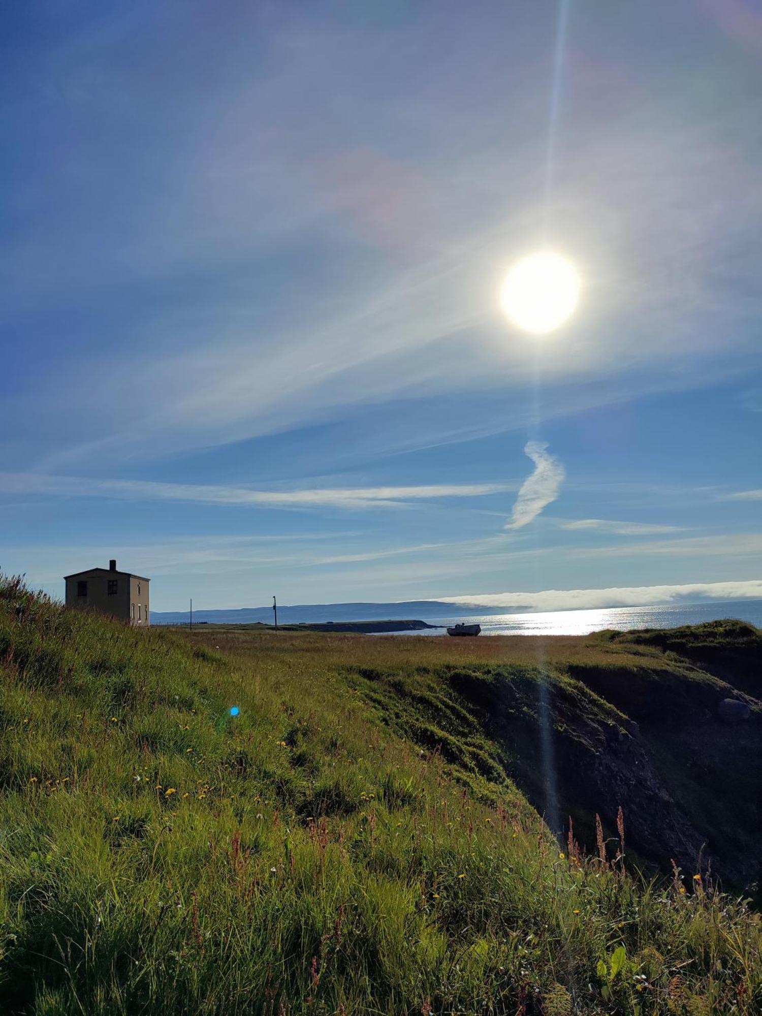 Happy-Cove Guesthouse - By The Sea Bakkafjorthur Екстериор снимка